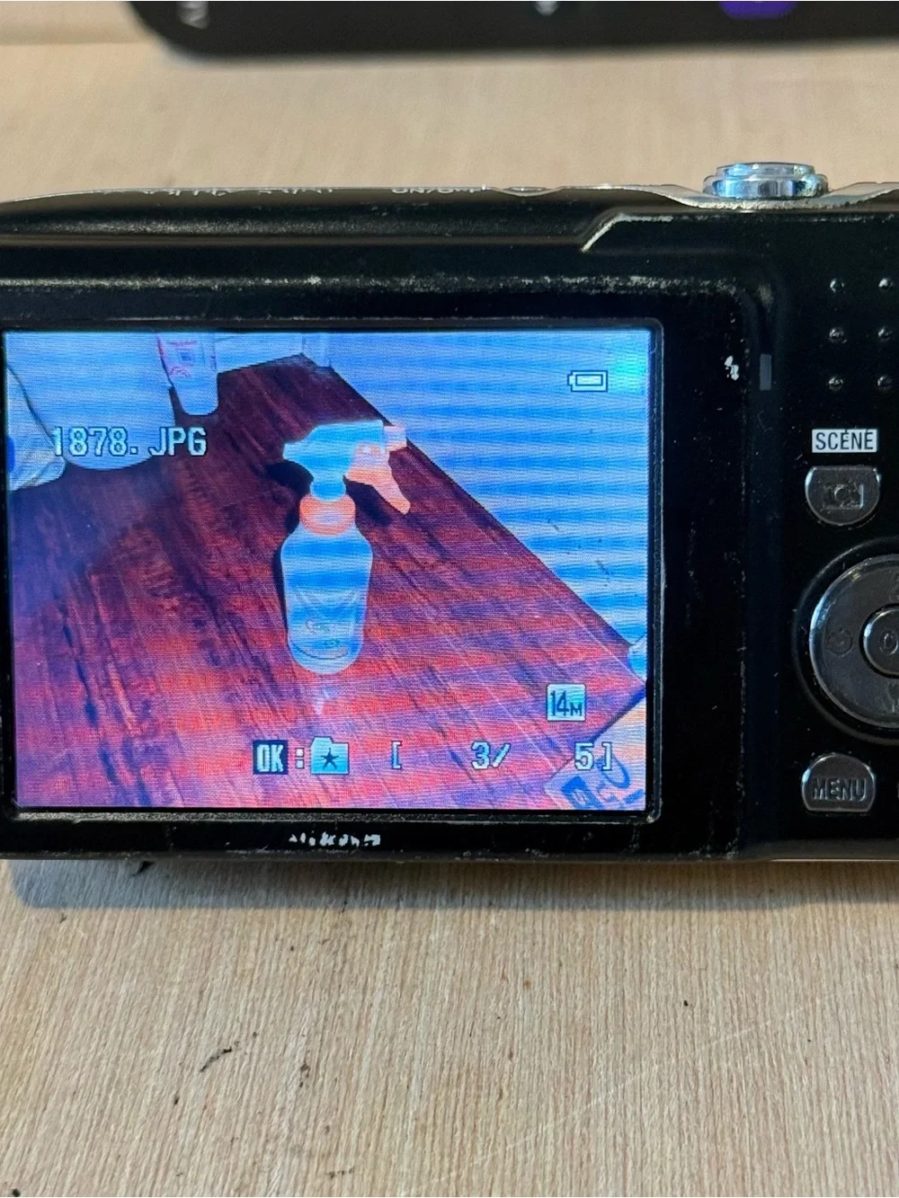 Nikon CoolPix S3100 14.0 MP Digital Camera Tested Ok Bad Pixels No Char Read Blw